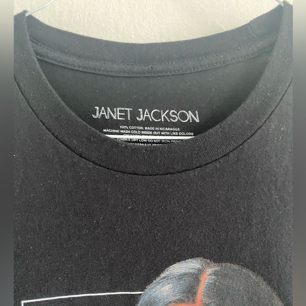 Janet Jackson Together Again Tour Graphic T-Shirt Size M
Pop art Concert - Picture 3 of 6